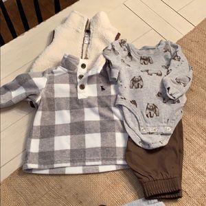 Carter’s Bear 4-piece Outfit